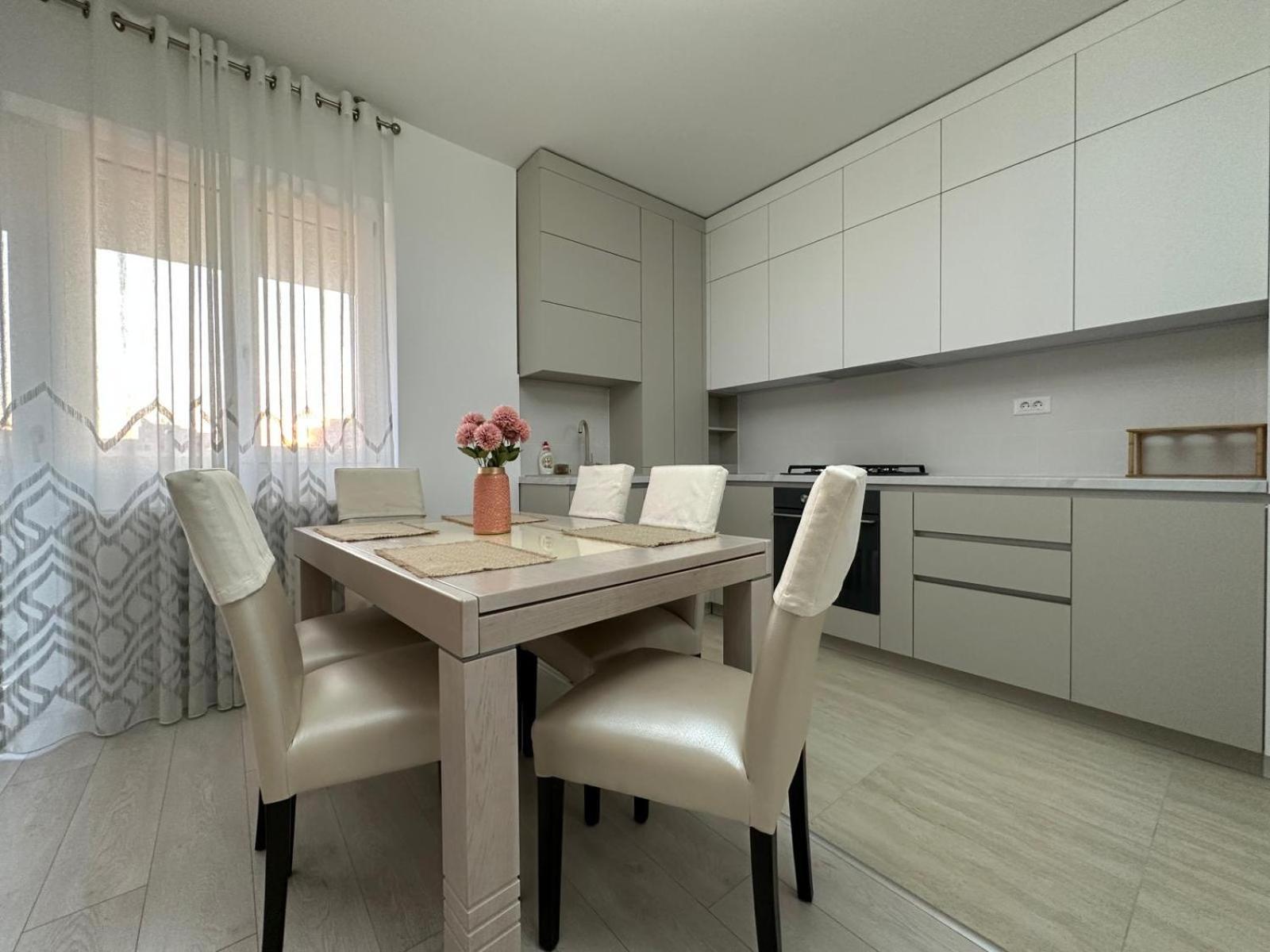 Palas Retreat - Q Residence Ιάσιο Εξωτερικό φωτογραφία